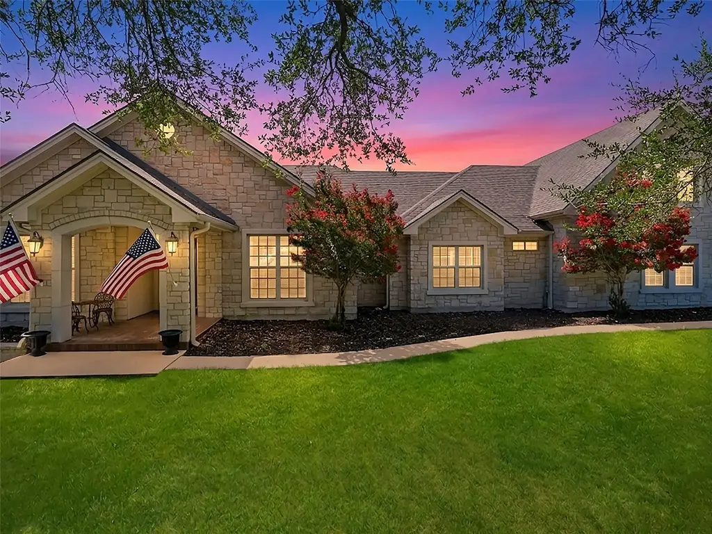 1041 Spanish Trail, New Braunfels