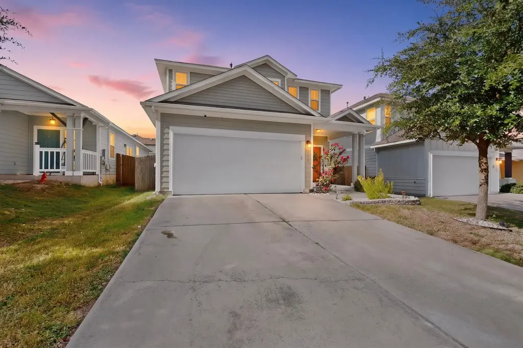 132 Wapiti Road, Buda