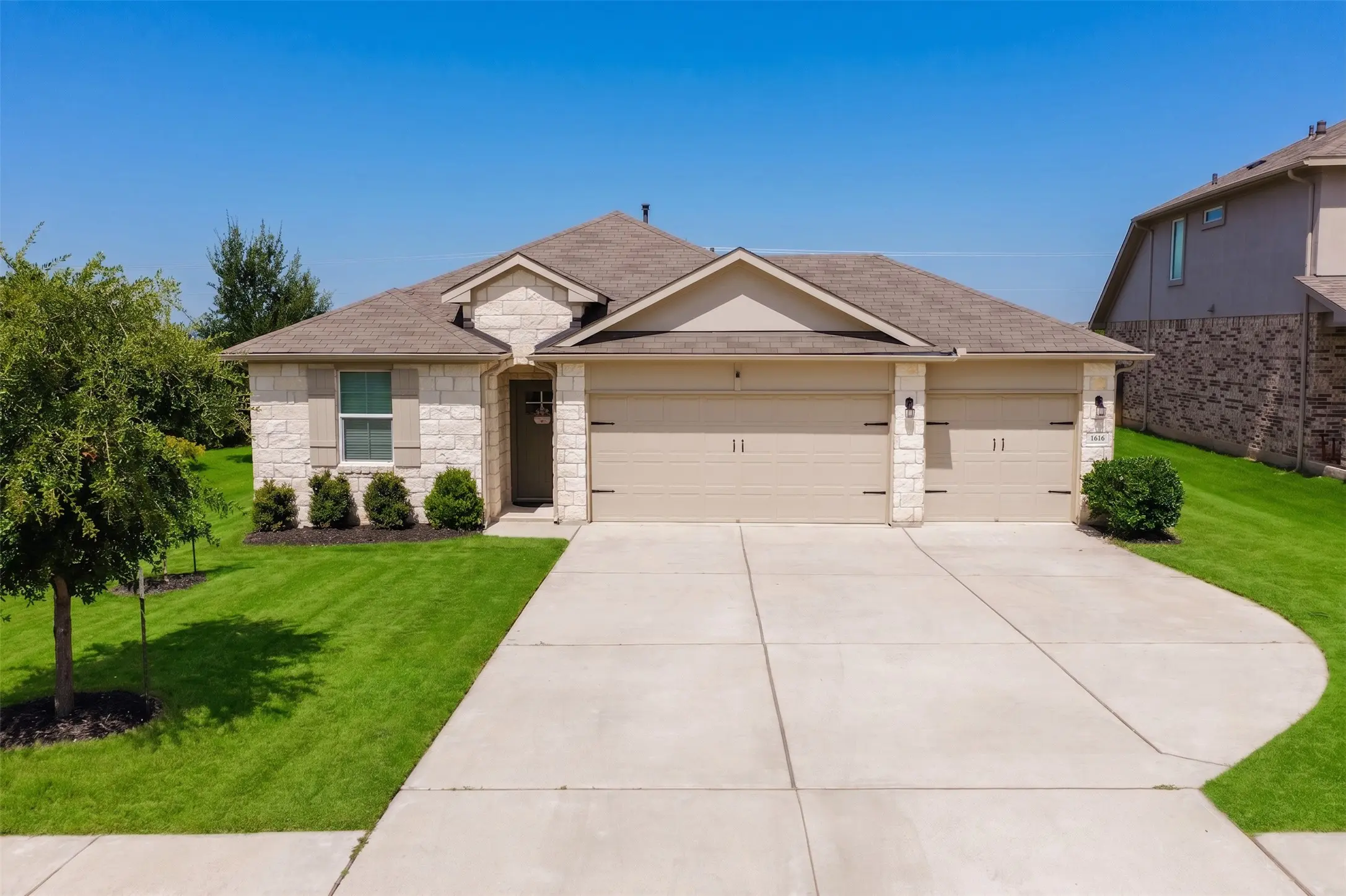 Photo of Listing #3543108