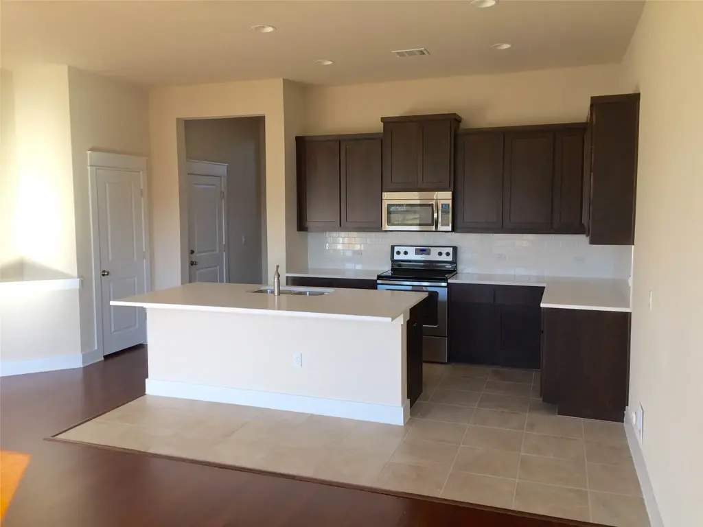 13001 Hymeadow Drive 22, Austin