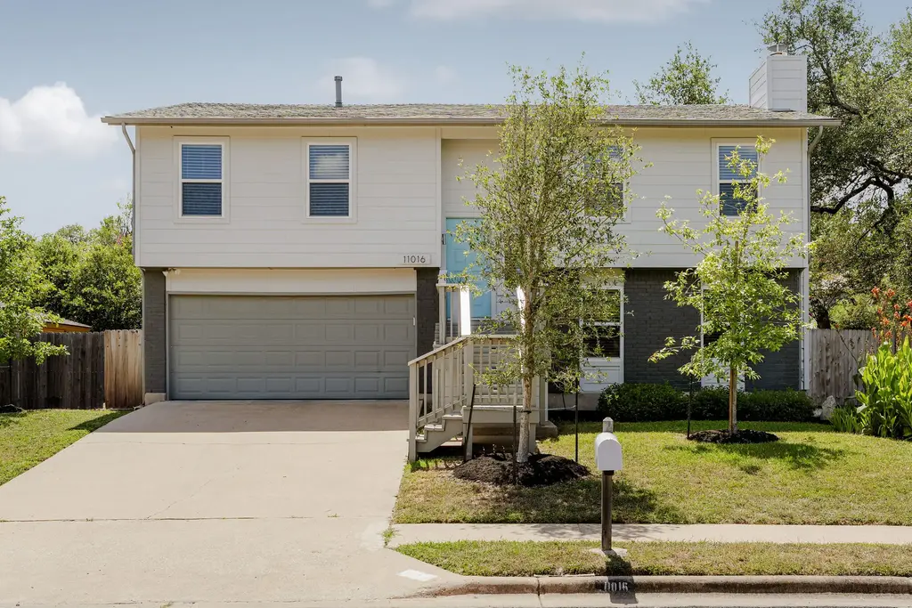 11016 Hard Rock Road, Austin