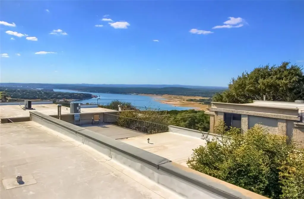 5914 Lago Vista Way C22, Leander