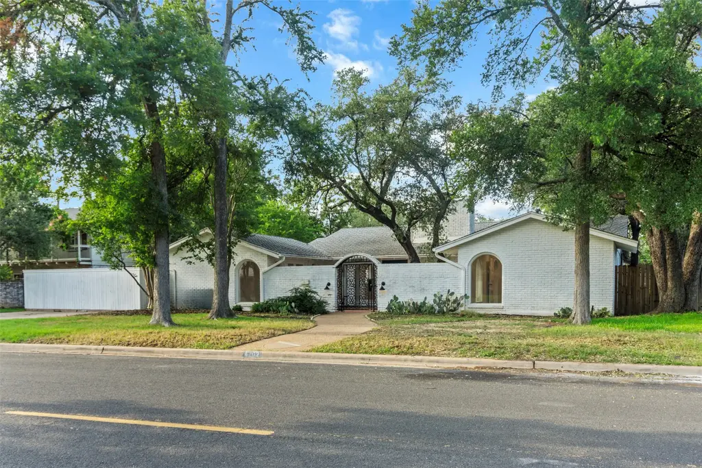 4202 N Hills Drive, Austin