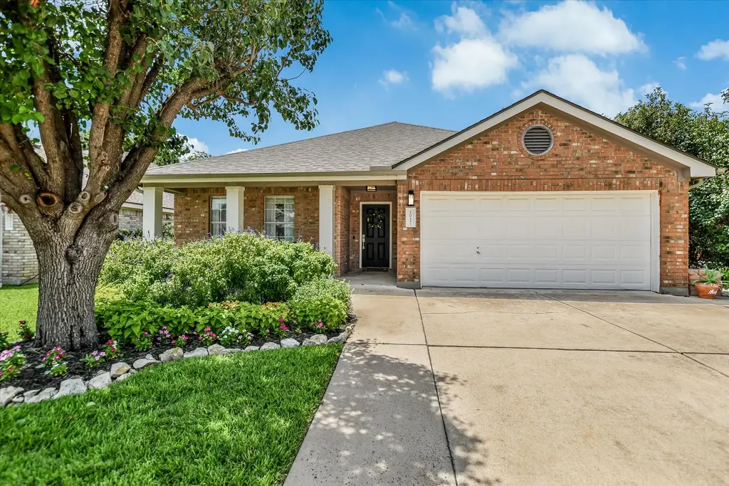 1017 Gulf Way, Round Rock