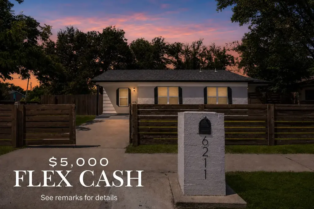 6211 Palm Circle, Austin
