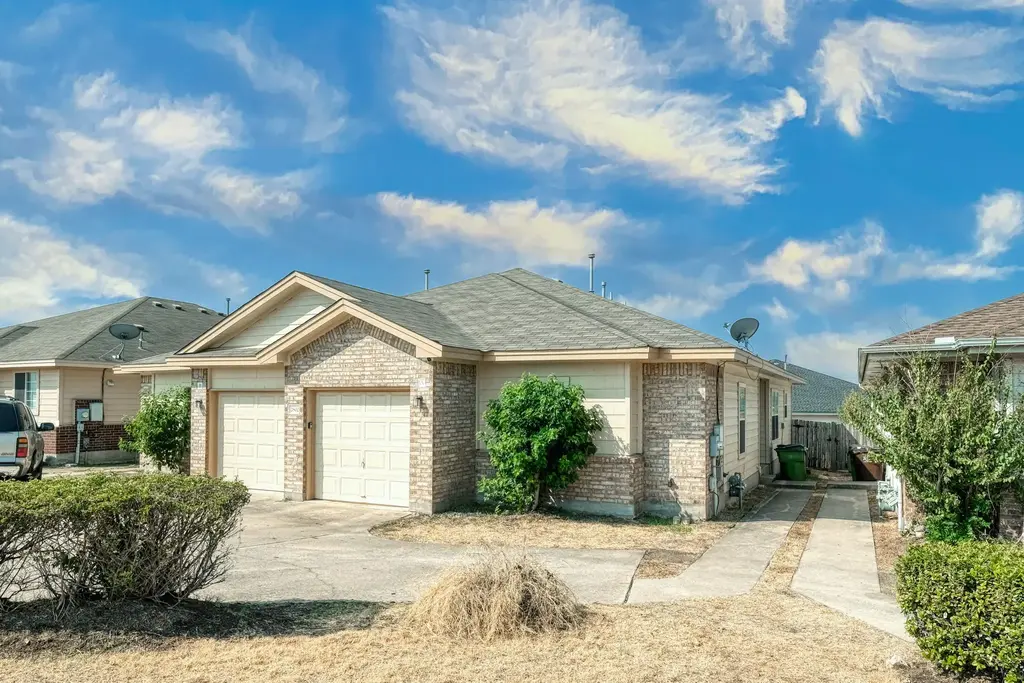 2802 Southampton Way A, Round Rock
