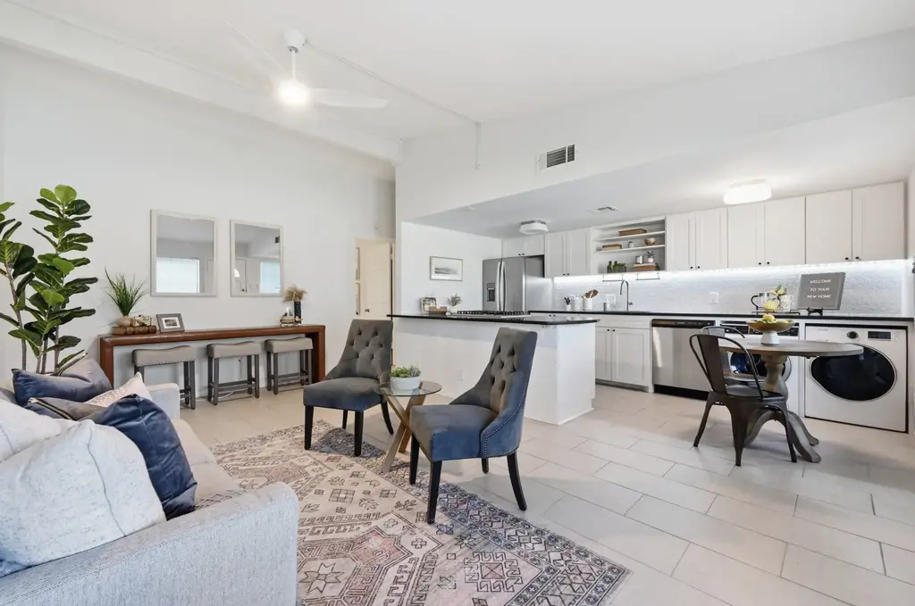 5601 Woodrow Avenue 3-113, Austin