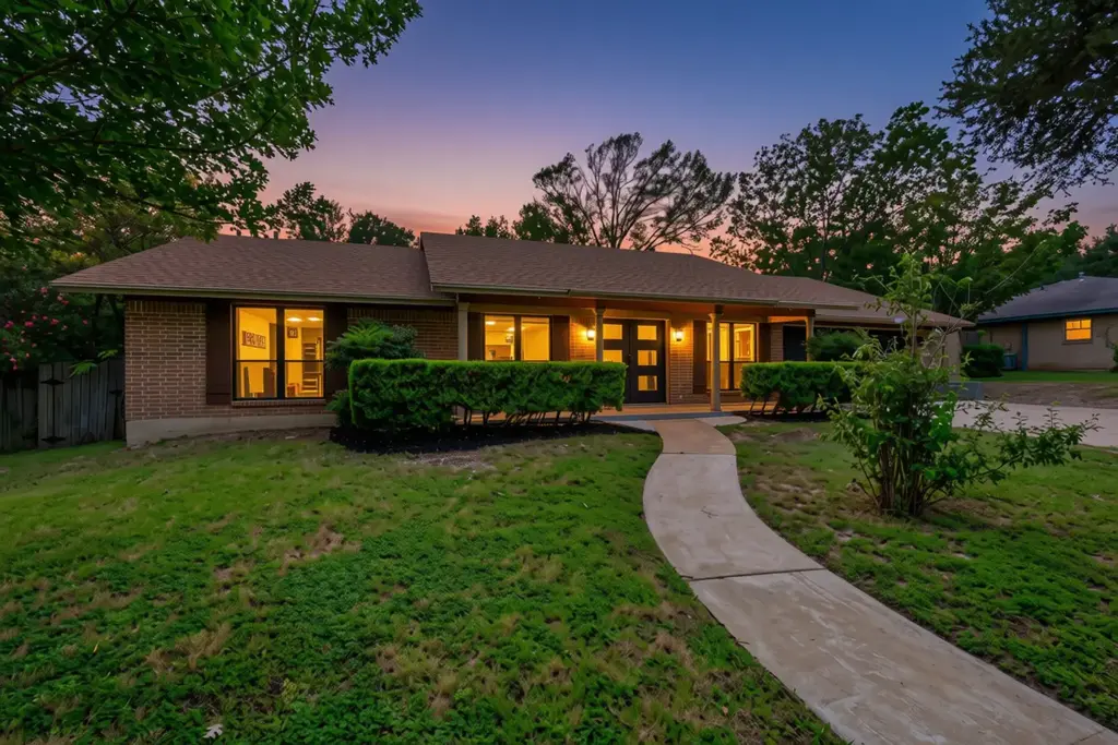 2205 Monarch Drive, Austin