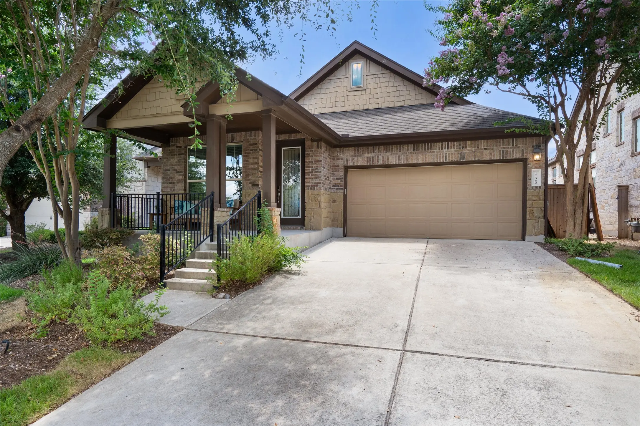 Photo of Listing #5239378