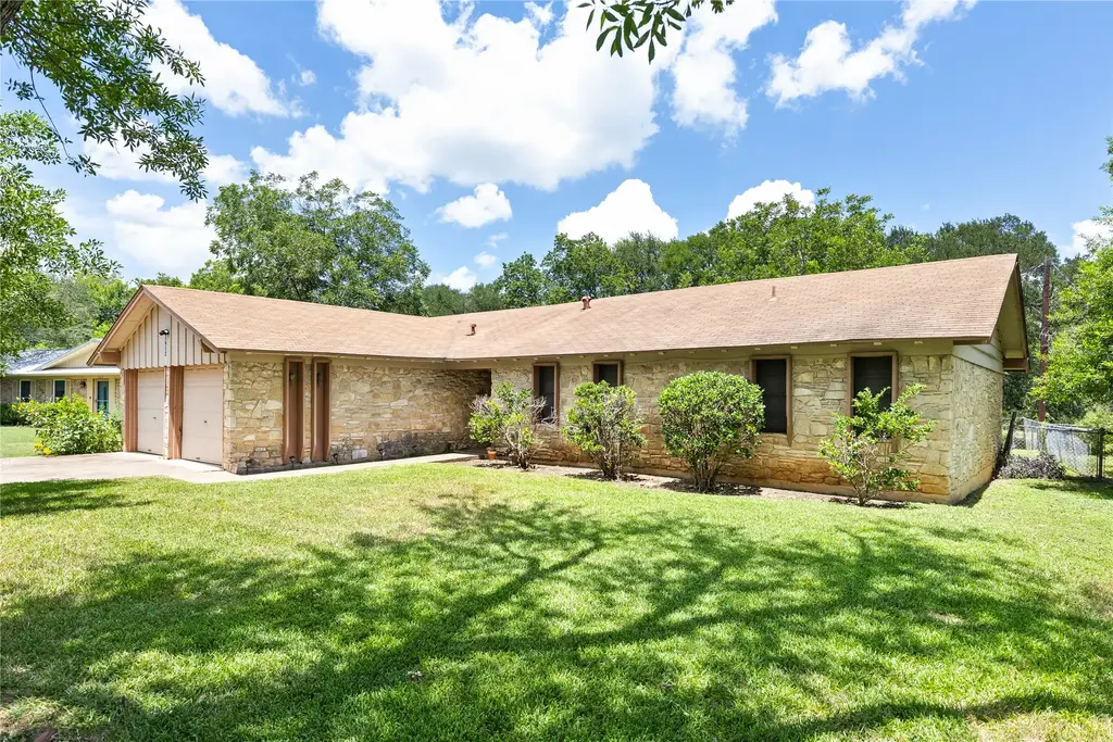 2612 Choctaw Trail, Austin