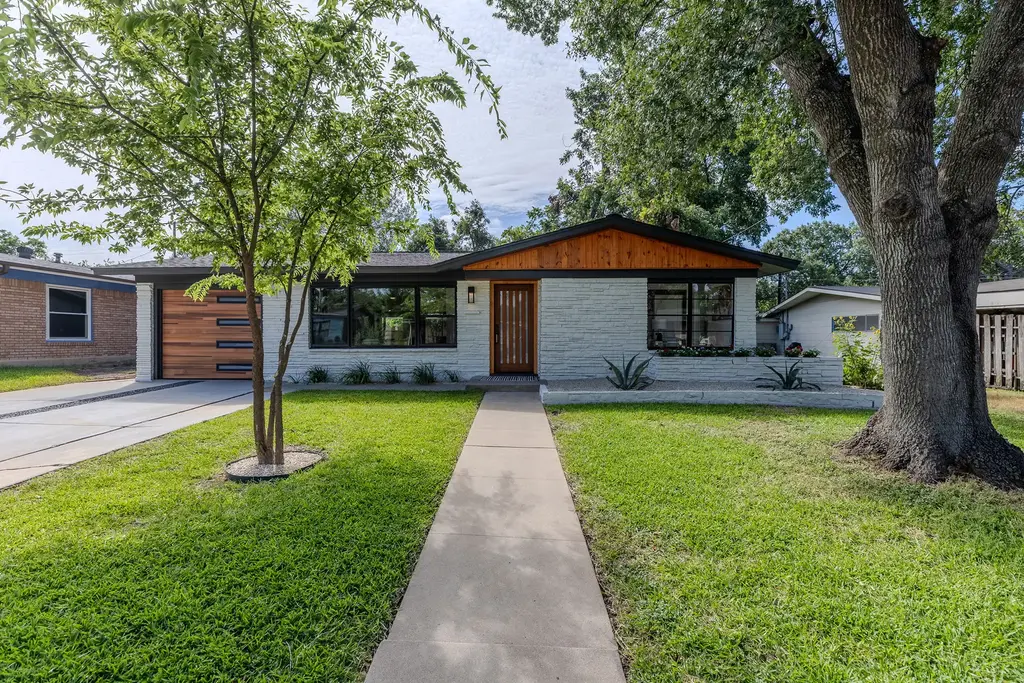 7803 Lazy Lane, Austin