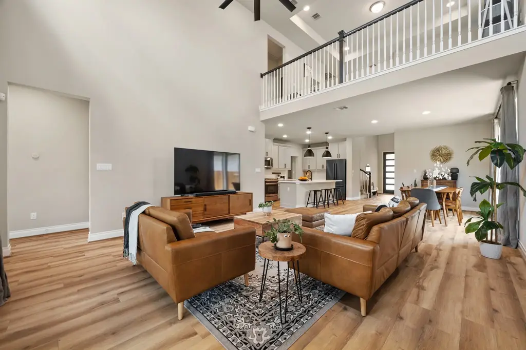 2632 Grizzly Way, Leander