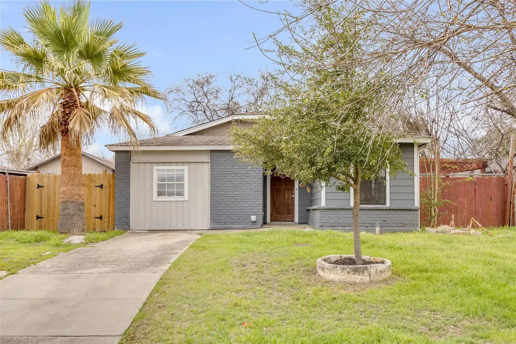 7004 Trendal Lane, Austin