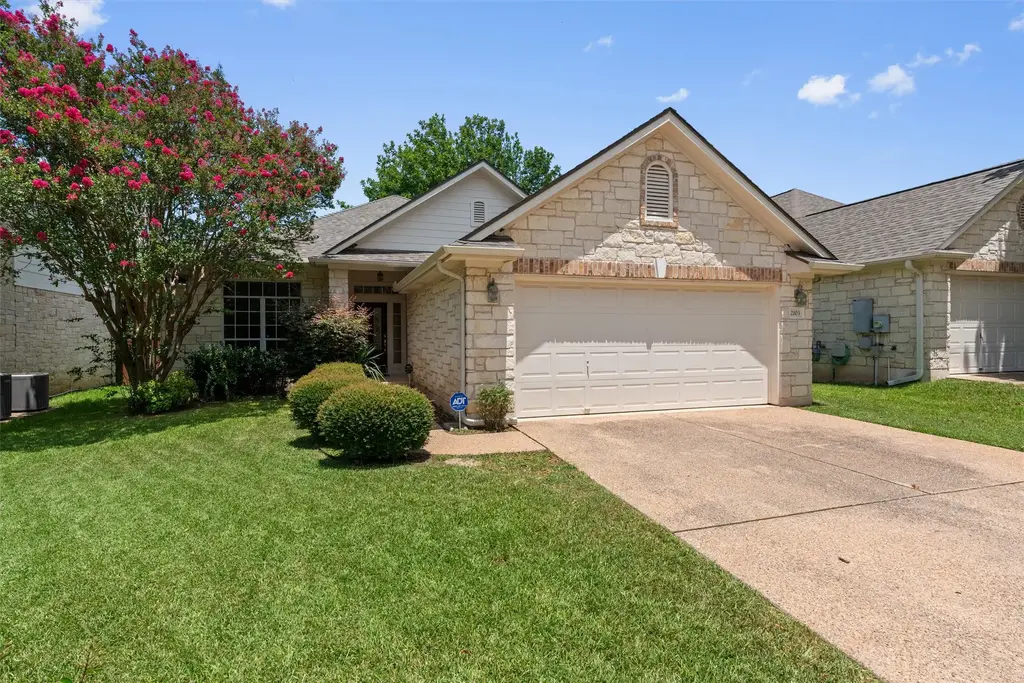 2103 Woodston Drive, Round Rock
