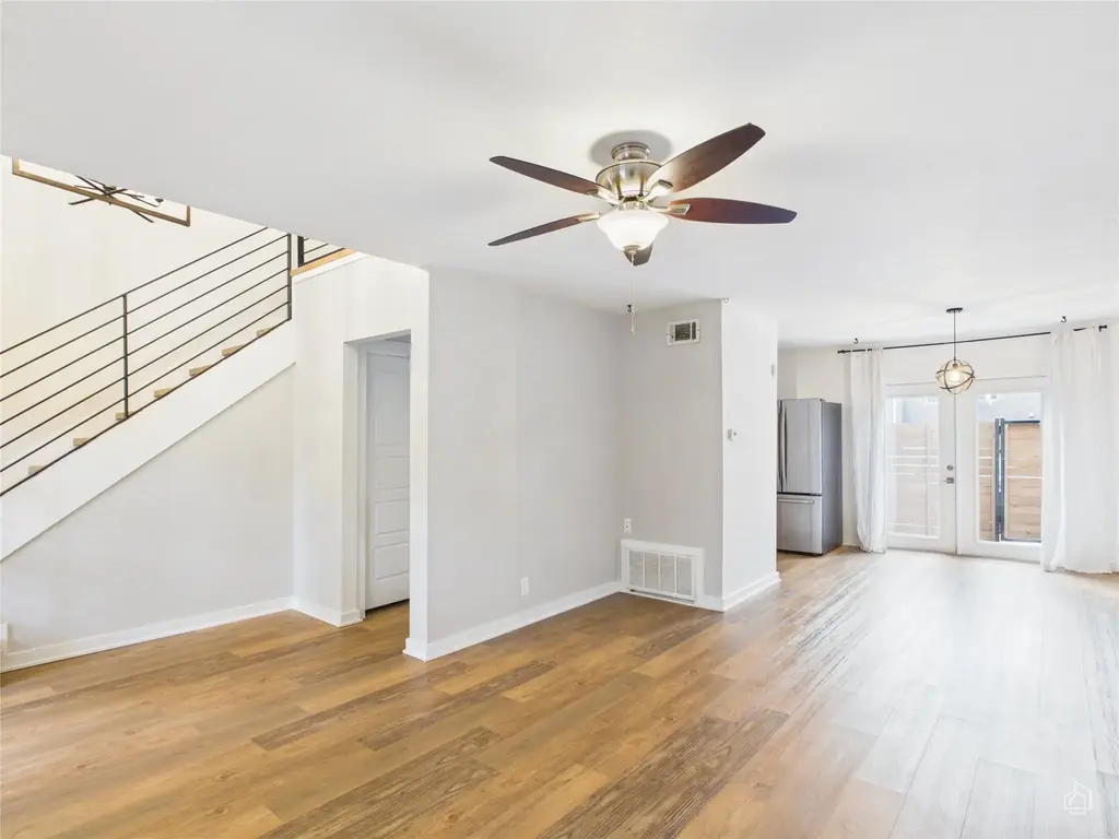 6211 Manor Road 107, Austin