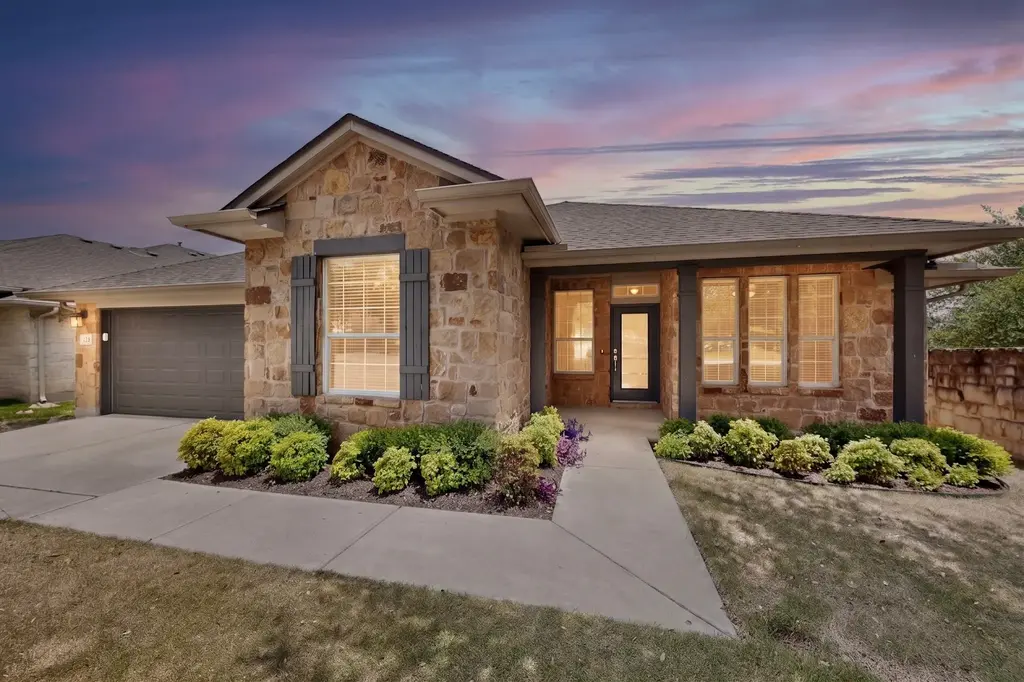 130 Canterbury Drive, Austin