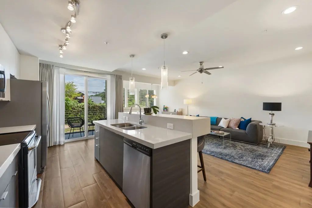 604 North Bluff Drive 144, Austin