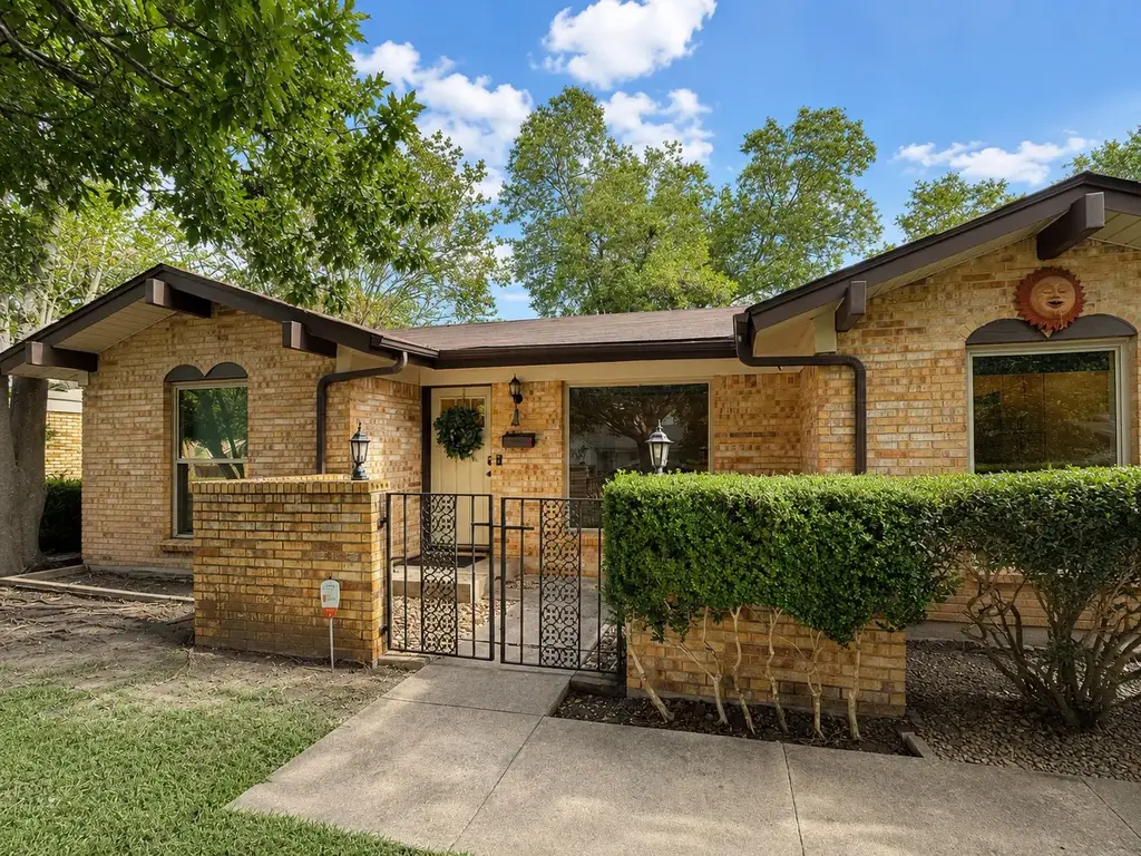 2303 Remuda Trail, Austin