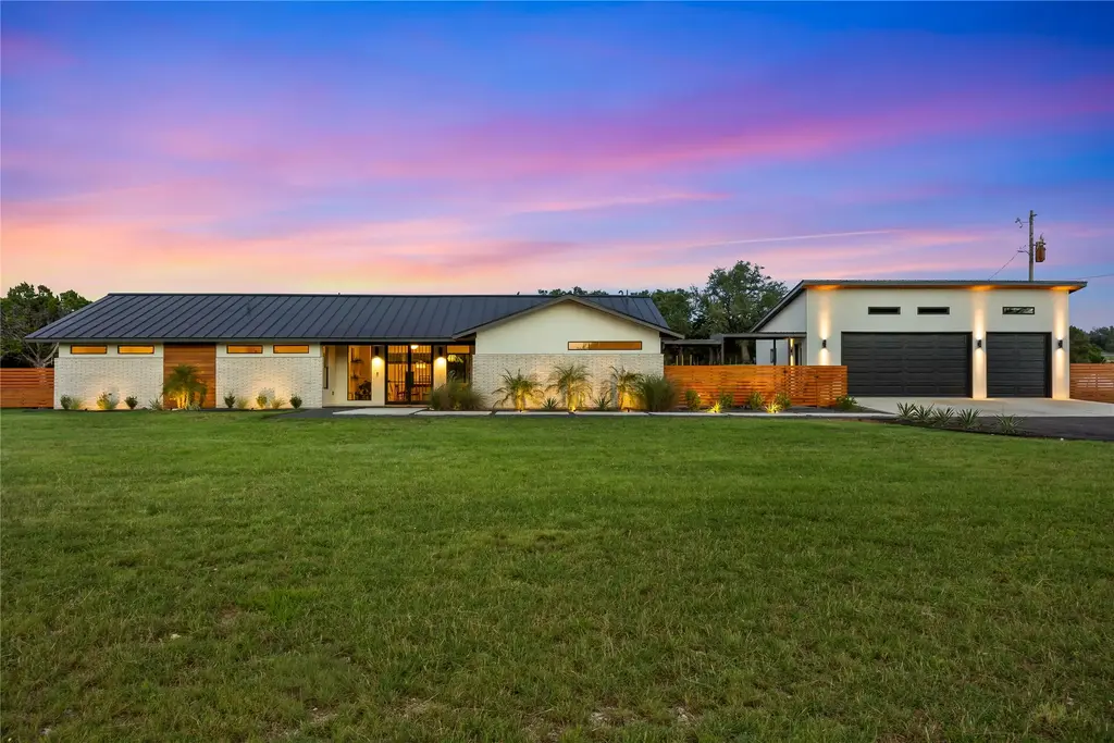 402 Rolling Hills Road, Liberty Hill