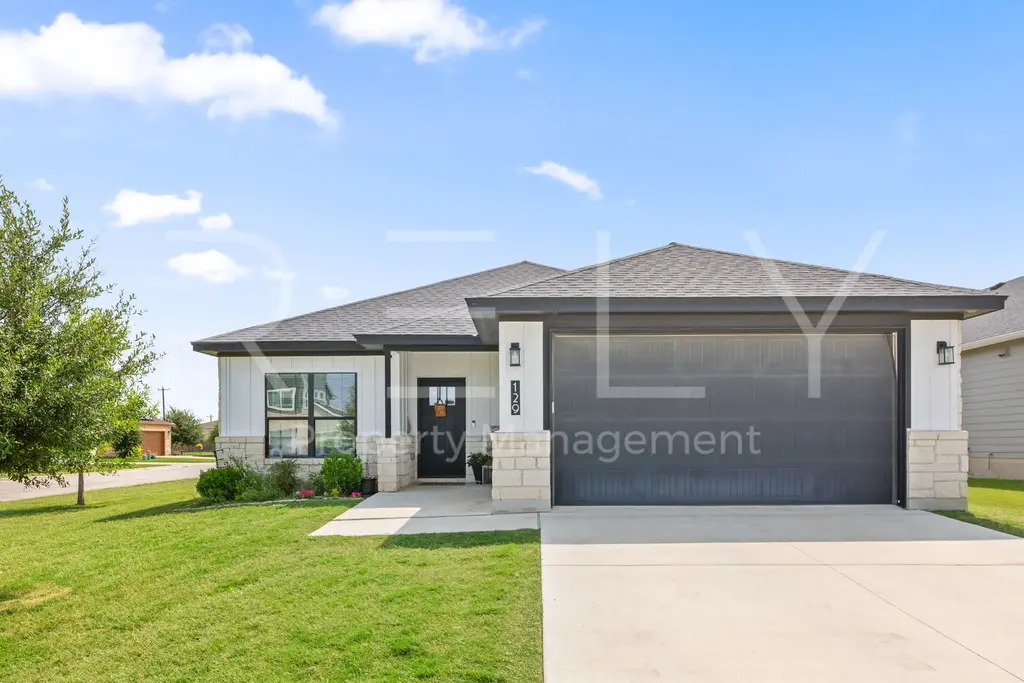 129 Seattle Slew Drive, Jarrell