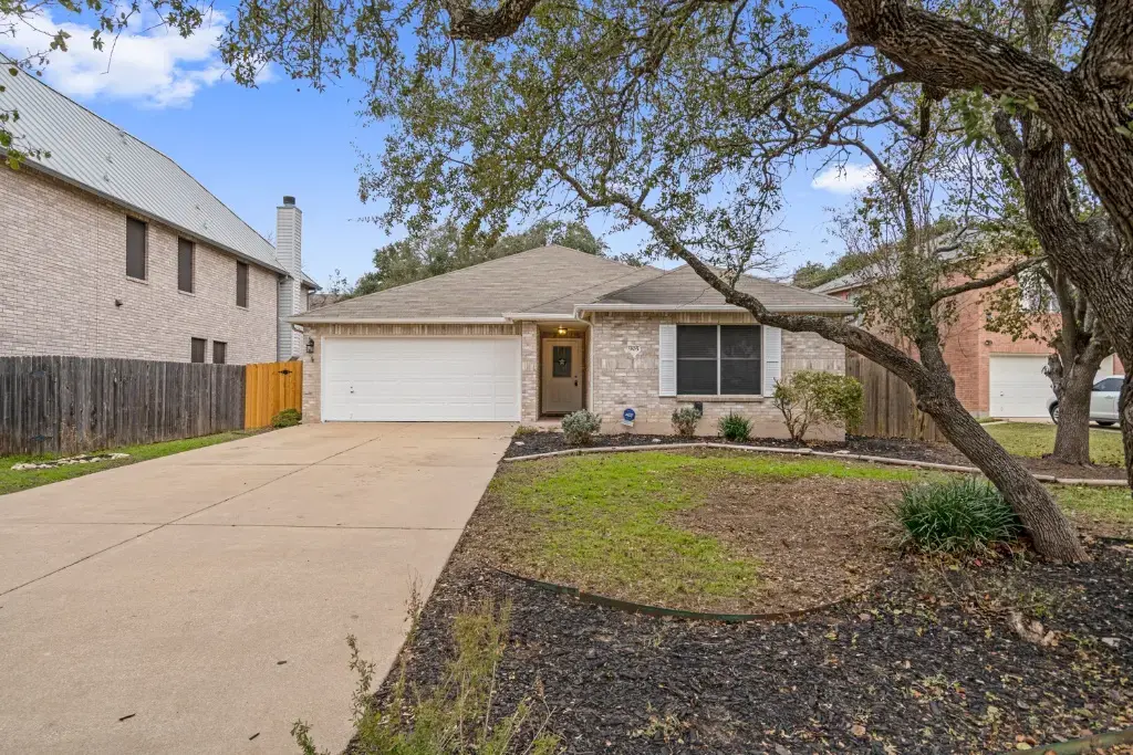 905 Lodosa Drive, Cedar Park
