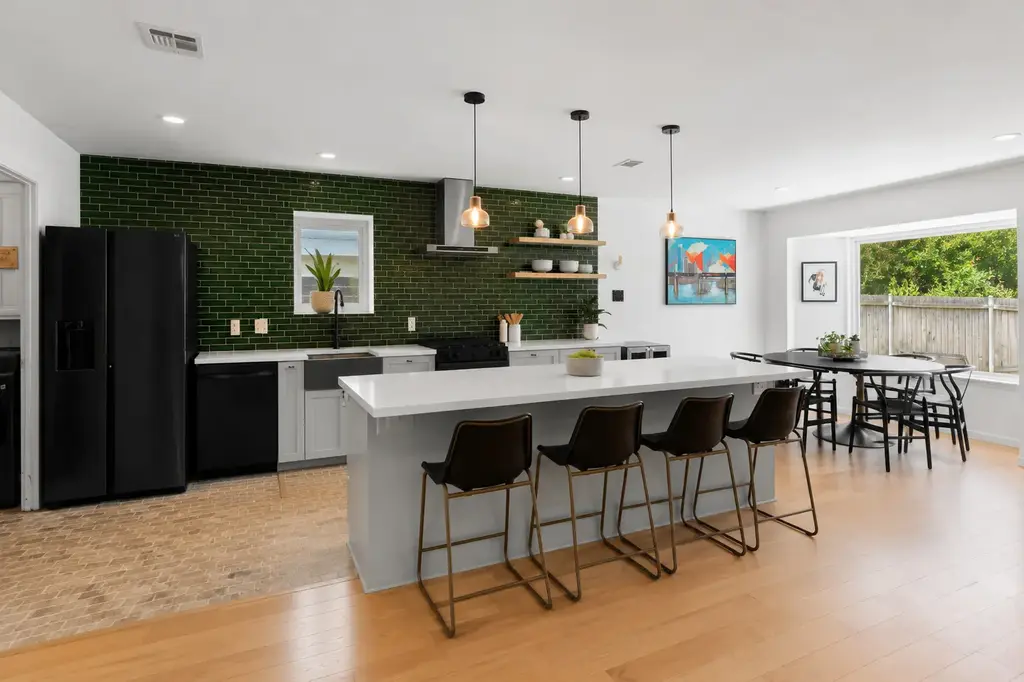 6569 Fair Valley Trail, Austin