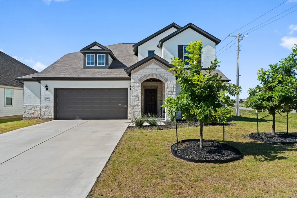 100 Panico Road, Hutto