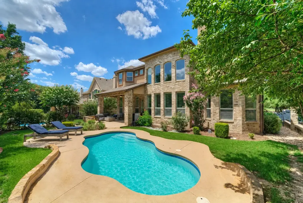 16105 Maritime Alps Way, Austin