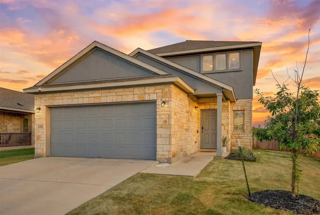 12413 Ostrich Trail, Manor