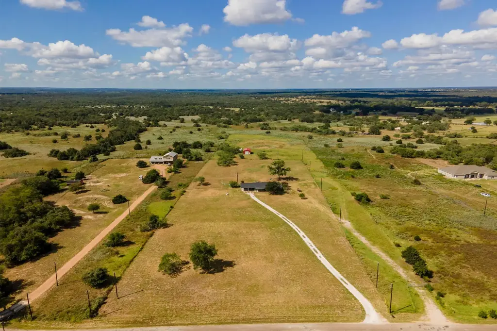 175 Bobs Trail, Bastrop