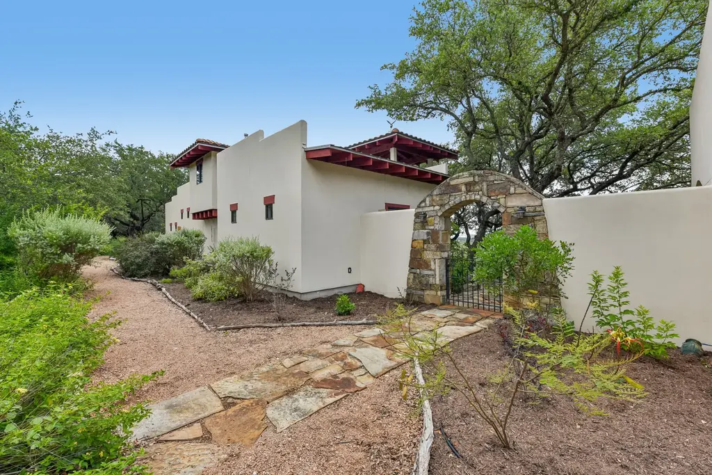 25317 Singleton Bend East Road, Marble Falls