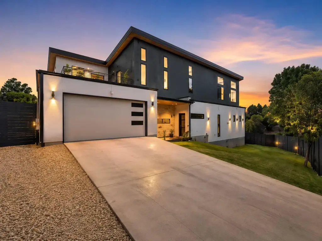 1712 Saracen Road, Austin