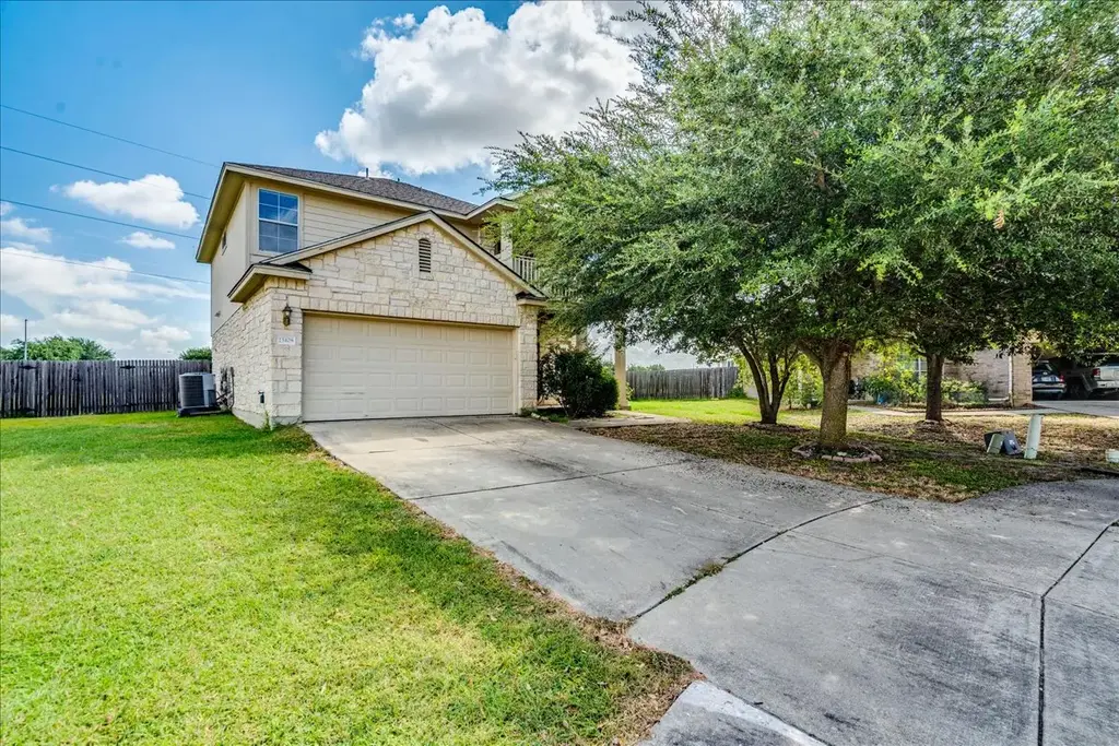13408 Dwight Eisenhower Court, Manor