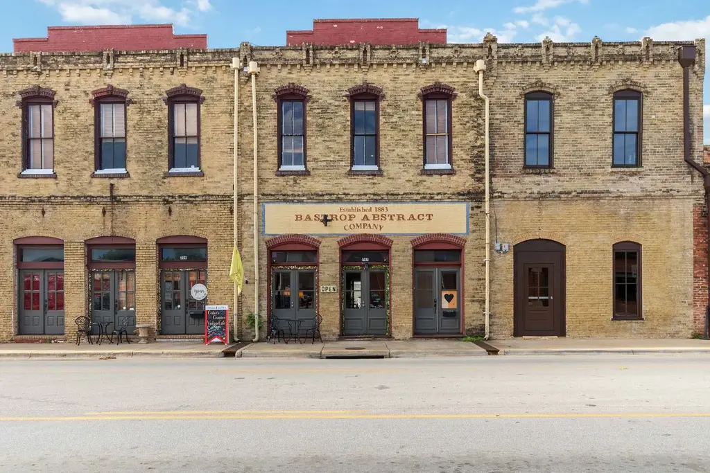 707 Chestnut Street, Bastrop