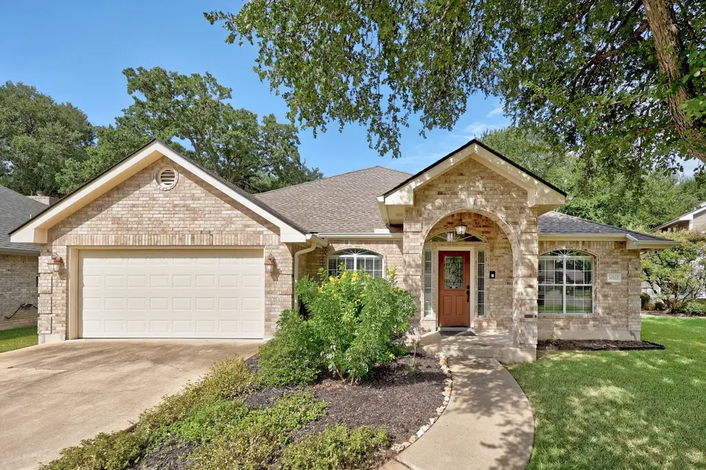 30112 Spyglass Circle, Georgetown