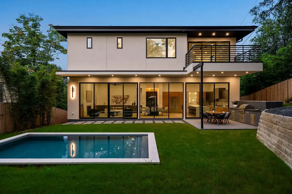 1102 Summit Street, Austin