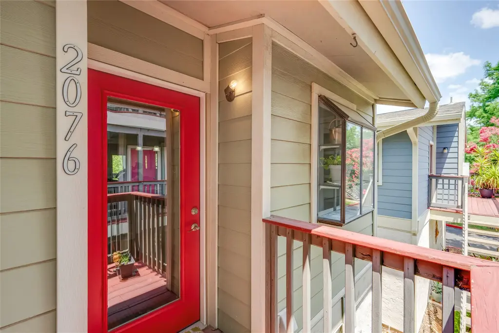2215 Post Road 2076, Austin