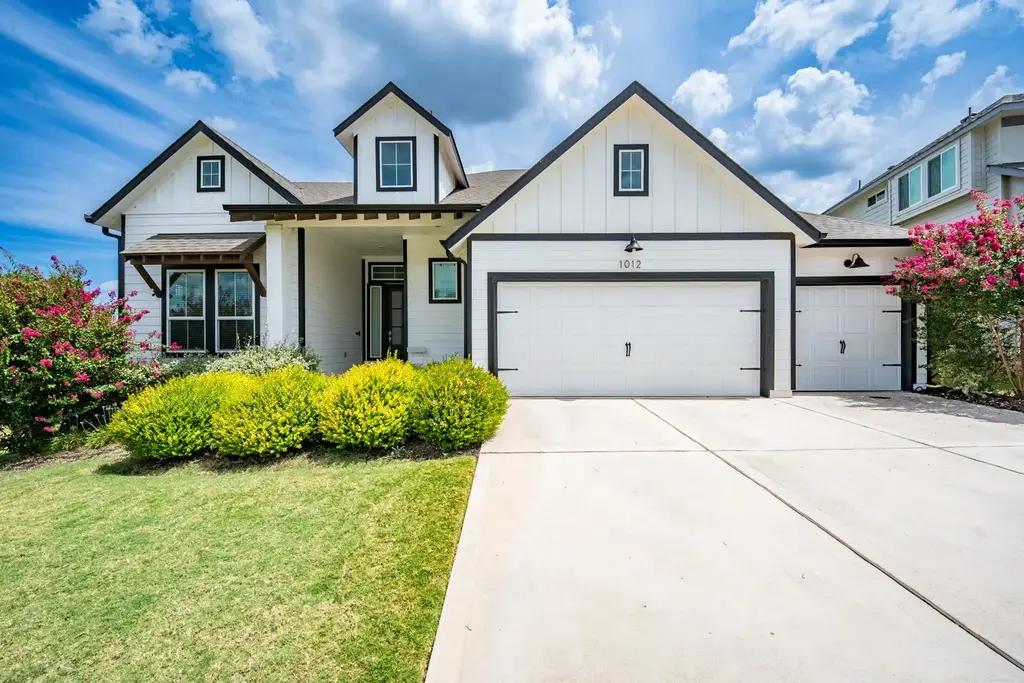 1012 Heartleaf Drive, Leander