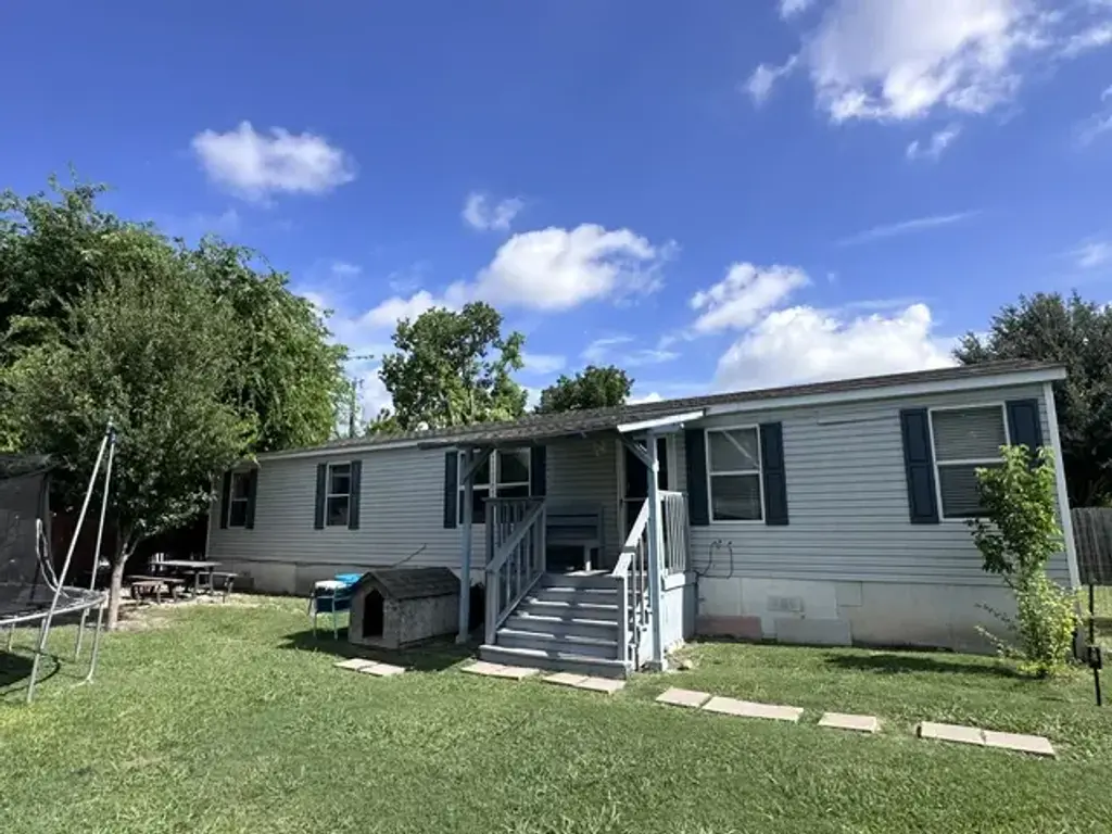 106 Ramirez Street, Kyle