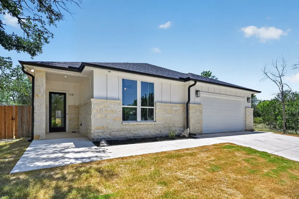 116 E Hickory Drive, Granite Shoals