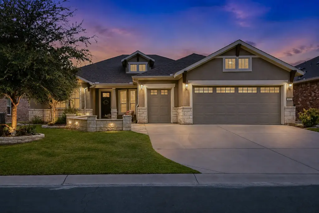 402 Old Blue Mountain Lane, Georgetown