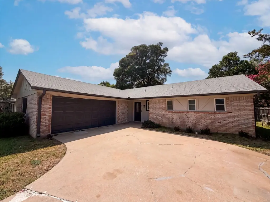501 E Central Drive, Georgetown