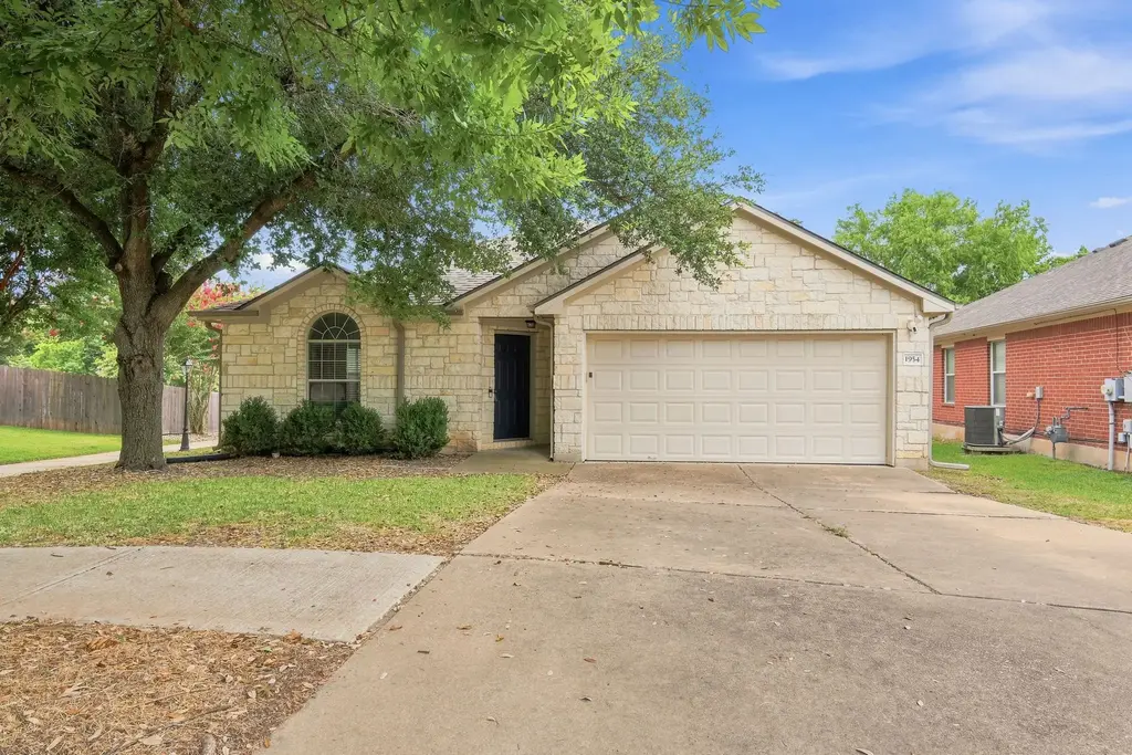 1954 Rachel Lane, Round Rock