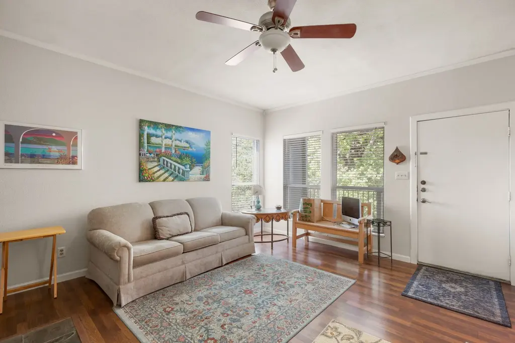 1509 W 39th 1/2 Street 208, Austin