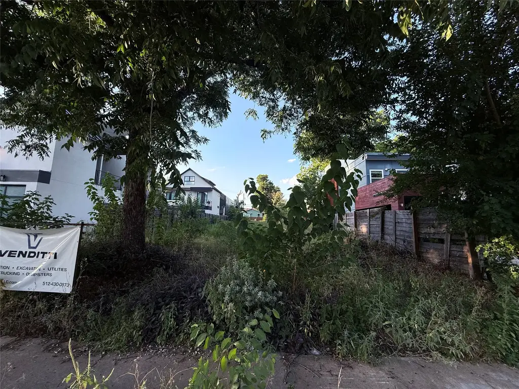 2512 E 4th Street, Austin