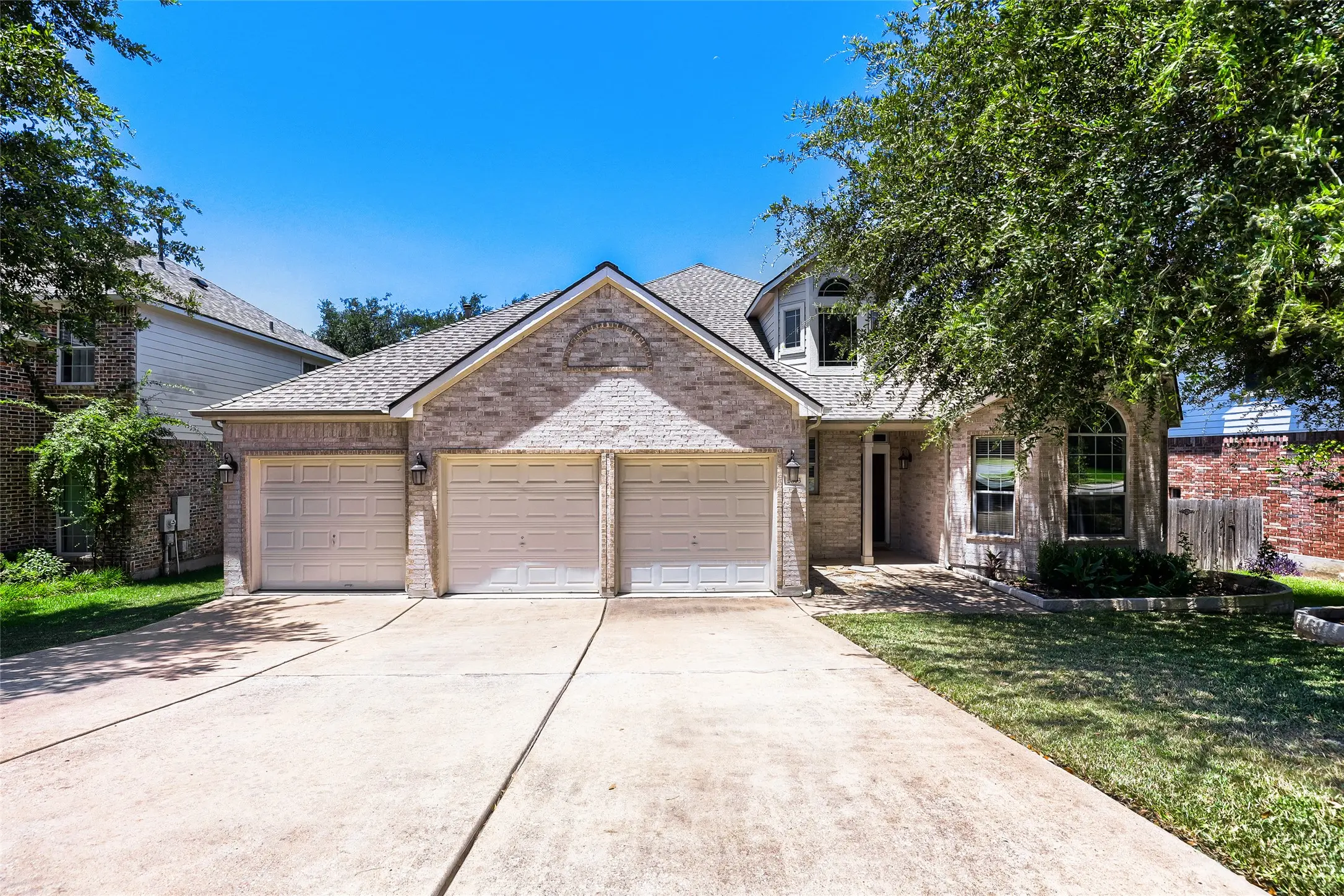 Photo of Listing #8064382