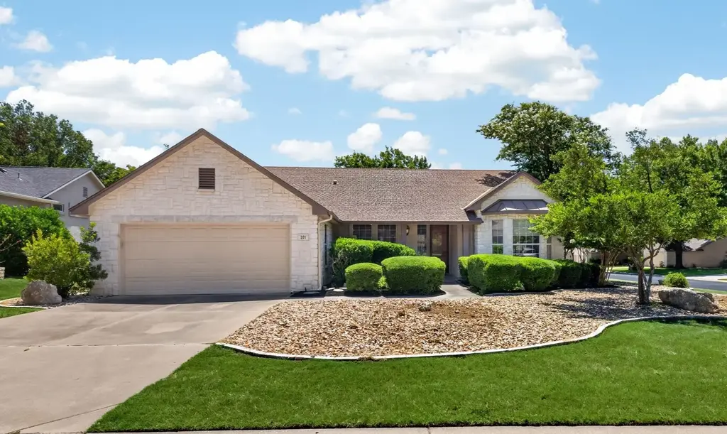 201 Whispering Wind Drive, Georgetown