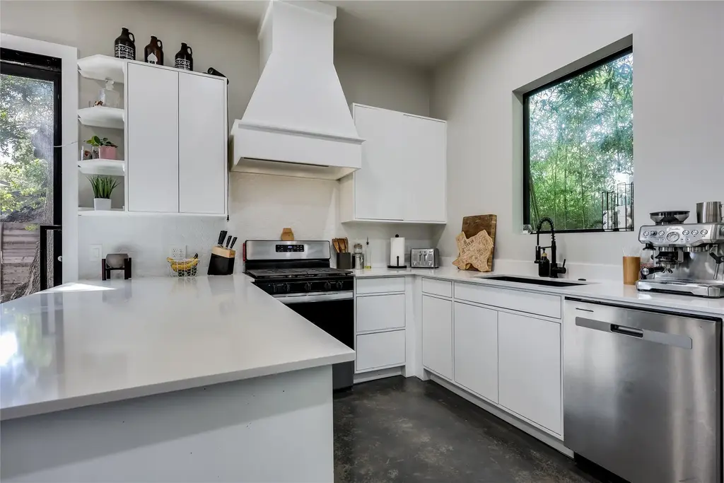 706 Valdez Street 2, Austin