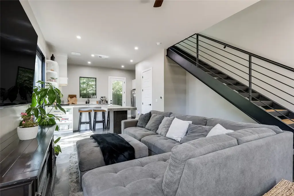 706 Valdez Street 2, Austin