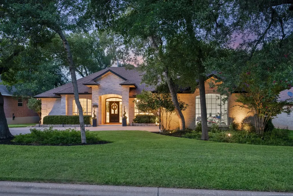 30115 Saw Grass Trail, Georgetown